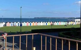 Loveliest Homes Paignton - Casa Marina - 3 Bed, 2 Bathroom House, Balcony, Parking